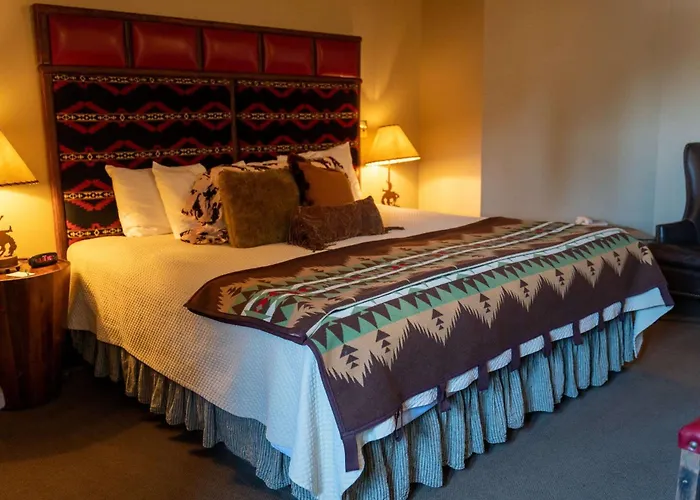 - Western Signature Collection Inn 2*