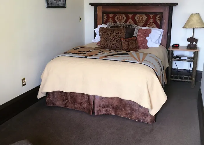 Inn - Western Signature Collection 2*